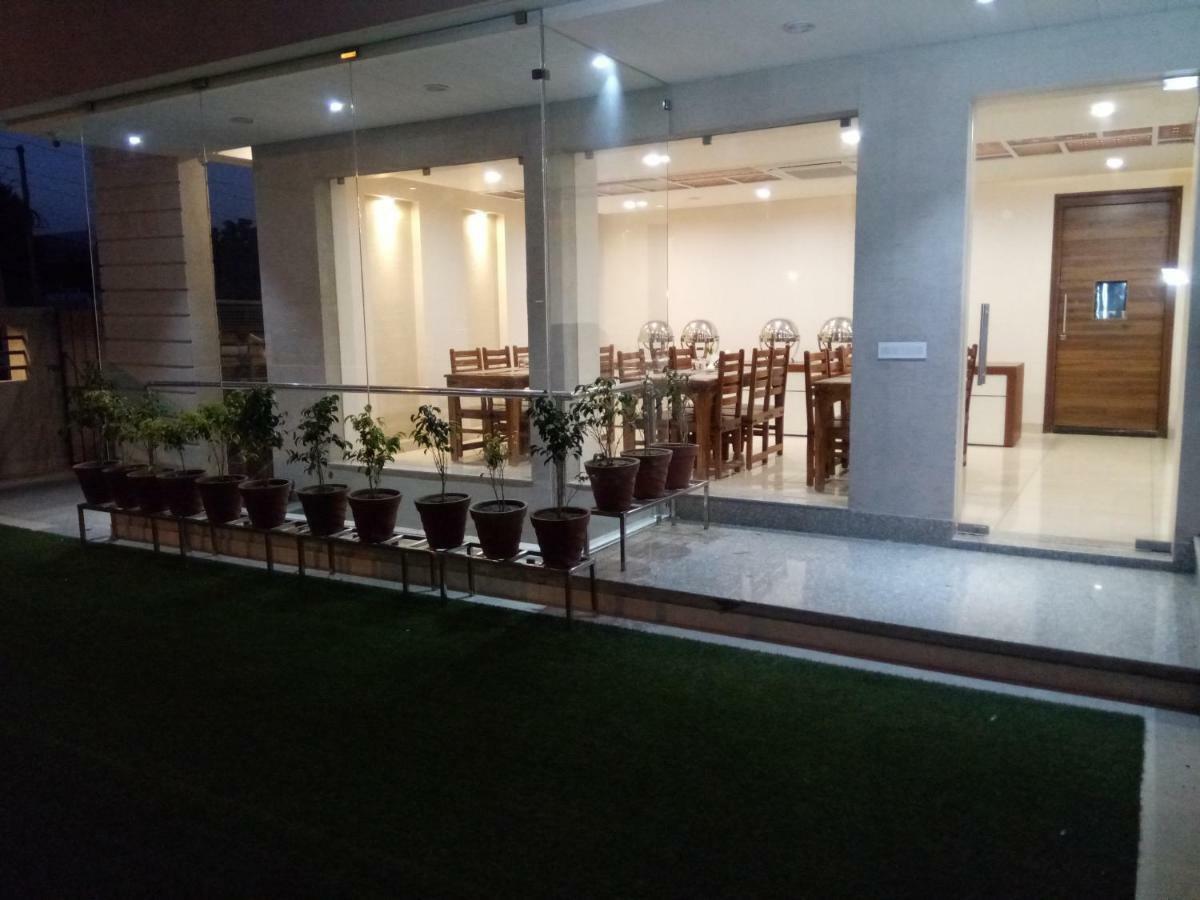 Hotel The Lighthouse جايبور المظهر الخارجي الصورة